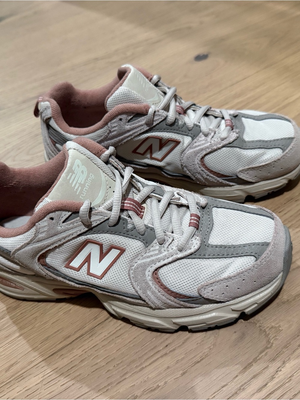 New Balance 530 Cream & Dusty Pink Sneakers, EXCELLENT CONDITION US 6, EU 37 - Picture 2 of 8